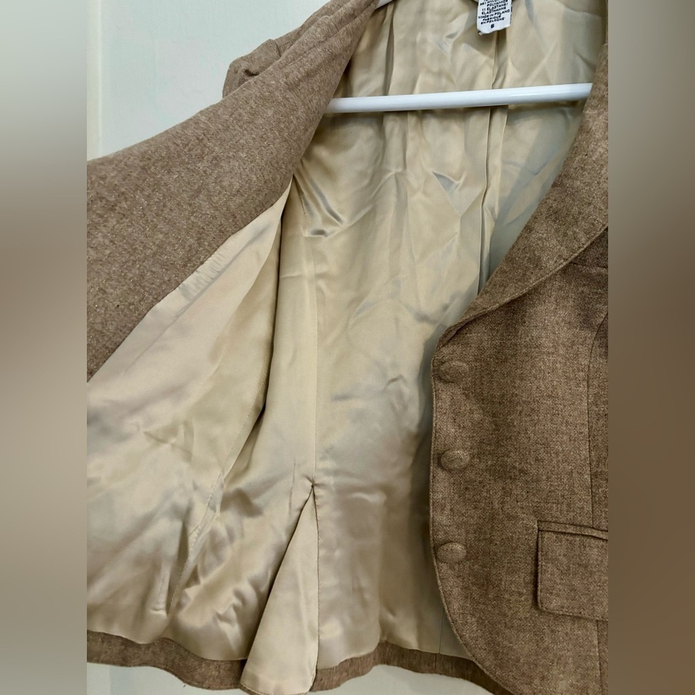 Vintage DVF Diane von Furstenberg Brown Gold Wool Cropped Jacket Blazer - Picture 6 of 7